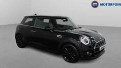Black Used 2018 Mini Cooper Chili Hatchback | £15,149 (Fair price)