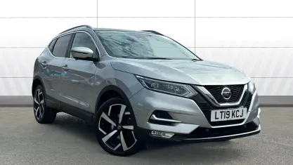 Second-hand Nissan Qashqai Tekna 140 CP (102 kW) 2019 Argintiu SUV