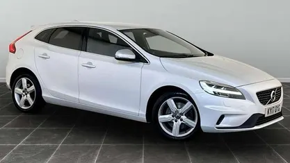 White Used 2017 Volvo V40 R-Design Hatchback | £10,995 (Fair price)