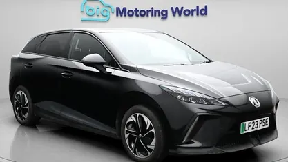 Used MG MG4 EV Trophy 150 kW (204 HP) 2025 Hatchback