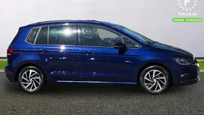 Begagnad VW Golf VII Match 131 HK (96 kW) 2019 Halvkombi