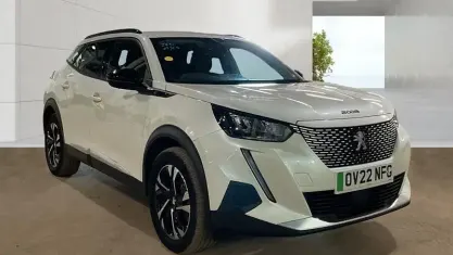 Used Peugeot e-2008 Allure Premium 100 kW (136 HP) 2022 SUV