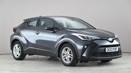 Second-hand Toyota C-HR 122 CP (89 kW) 2023 Gri SUV