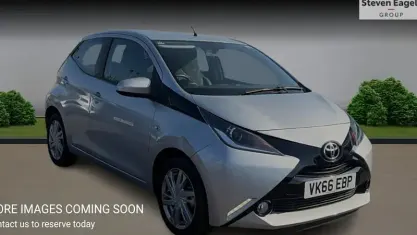 Used Toyota Aygo x-press 69 HP (50 kW) 2016 Hatchback