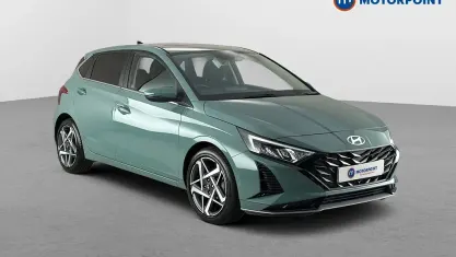 Used Hyundai i20 Ultimate 101 HP (74 kW) 2025 Green Hatchback