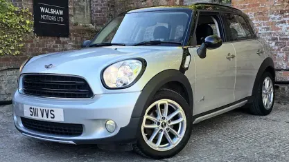Usado Mini Cooper D 111 HP (81 kW) 2016 Prateado Citadino