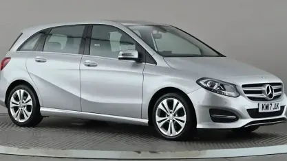 Used Mercedes B200 Executive 136 HP (100 kW) 2017 Silver Hatchback
