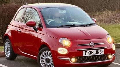 Begagnad Fiat 500 Lounge 69 HK (50 kW) 2018 Röd Halvkombi