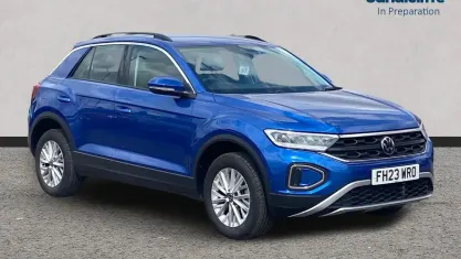 Used VW T-Roc Life 150 HP (110 kW) 2025 Blue SUV