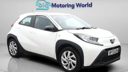 Used Toyota Aygo X PURE 72 HP (52 kW) 2025 SUV