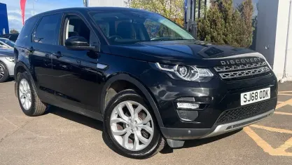 Used Land Rover Discovery 5 HSE 180 HP (132 kW) 2018 Black SUV