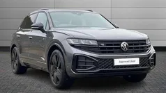 Used 2025 VW Touareg Black Edition SUV | £52,990 (Fair price)