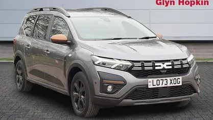 Used Dacia Jogger Extreme 141 HP (103 kW) 2025 MPV