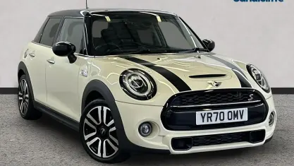 Used Mini Cooper S Exclusive 192 HP (141 kW) 2020 White Hatchback