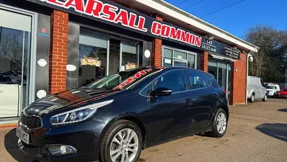 Used Kia Ceed 99 HP (72 kW) 2015 Black Hatchback