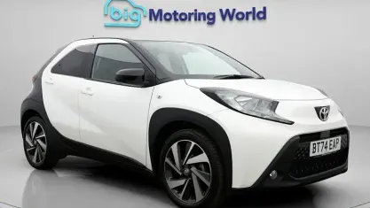 Used Toyota Aygo X 72 HP (52 kW) 2024 White SUV