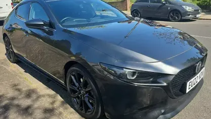 Usado Mazda 3 Edition 186 HP (136 kW) 2022 Cinzento Citadino