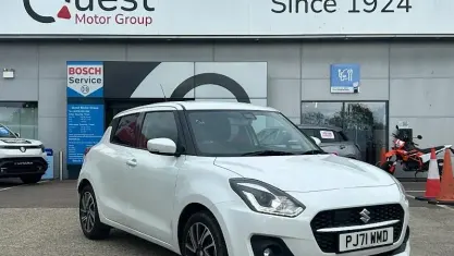 Używany Suzuki Swift SZ5 83 KM (61 kW) 2023 Hatchback