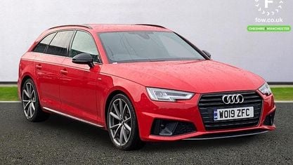 Używany Audi A4 Black Edition 190 KM (139 kW) 2019 Czerwony Kombi