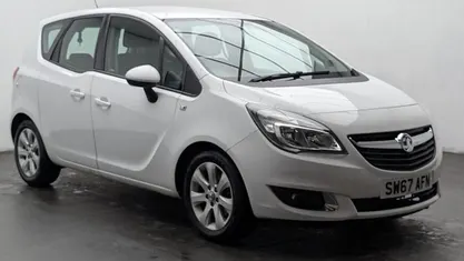 Used Vauxhall Meriva 101 HP (74 kW) 2017 White MPV