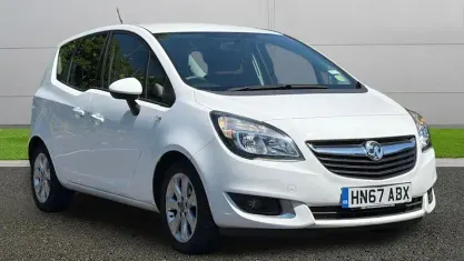 Used Vauxhall Meriva 101 HP (74 kW) 2017 White MPV