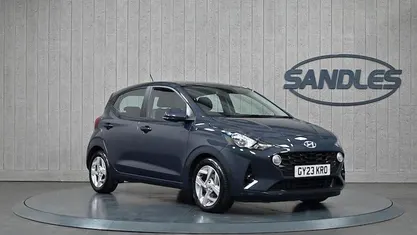 Used Hyundai i10 SE 67 HP (49 kW) 2023 Hatchback