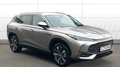 Used 2025 MG HS Trophy SUV | £20,685 (Fair price)