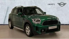 British racing green iv Used 2022 Mini Cooper Countryman Classic SUV | £17,499 (Fair price)