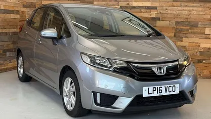 Silver Used 2016 Honda Jazz SE Hatchback | £7,000 (Fair price)