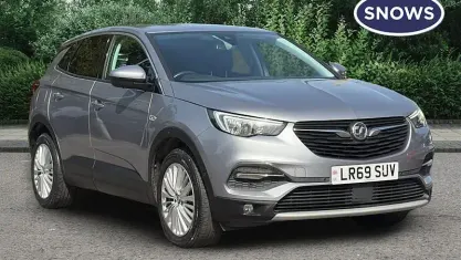 Używany Vauxhall Grandland X S 131 KM (96 kW) 2019 Szary SUV