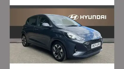Used Hyundai i10 Advanced 63 HP (46 kW) 2024 Grey Hatchback
