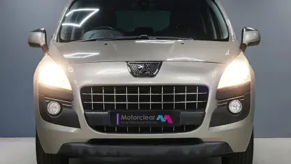 Usado Peugeot 3008 Sport 112 CV (82 kW) 2011 Gris Familiar