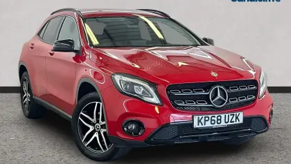 Used Mercedes GLA180 Urban 122 HP (89 kW) 2020 Red SUV