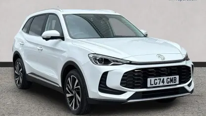 Używany MG ZS Trophy 196 KM (144 kW) 2024 Biały SUV