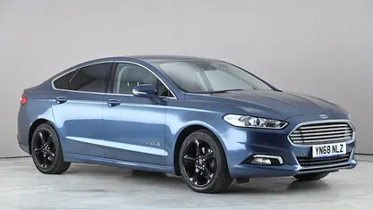 Used Ford Mondeo Titanium 190 HP (139 kW) 2018 Blue Sedan