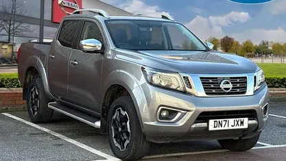Used Nissan Navara Tekna 190 HP (139 kW) 2021 Grey Pickup