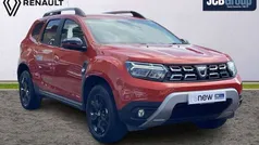 Orange Used 2022 Dacia Duster Extreme SUV | £13,995 (Fair price)