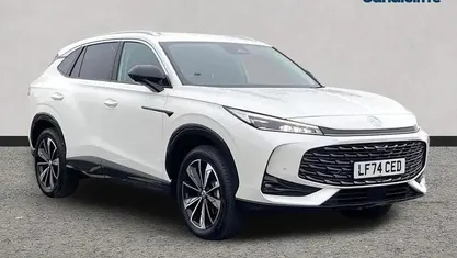 Solid white pearl Used 2024 MG HS Trophy SUV | £19,338 (Fair price)