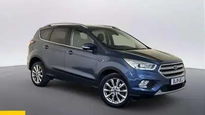 Usado Ford Kuga Titanium 180 CV (132 kW) 2019 Azul SUV