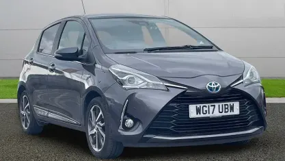 Used Toyota Yaris Hybrid 101 HP (74 kW) 2020 Hatchback