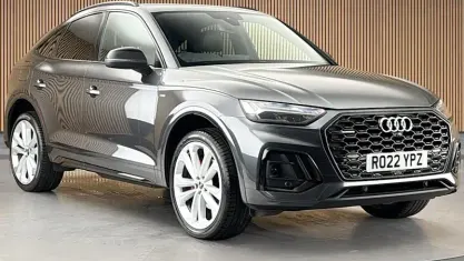 Used Audi Q5 Sportback Comfort 204 HP (150 kW) 2022 Daytona gray pearl effect/daytona gray pearl effec SUV