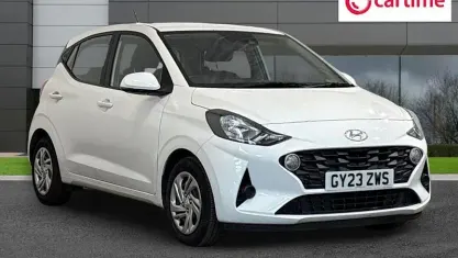 Used Hyundai i10 SE 67 HP (49 kW) 2022 White Hatchback
