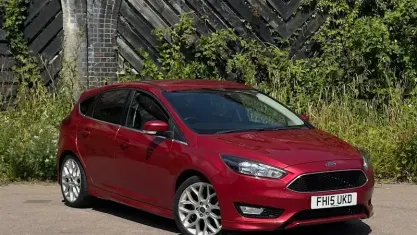 Used Ford Focus Zetec 125 HP (91 kW) 2016 Hatchback