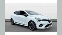White Used 2023 Renault Clio V Techno Hatchback | £16,000 (Fair price)