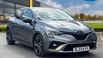 Used Renault Clio V Engineered 145 HP (106 kW) 2023 Grey  Hatchback