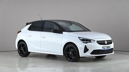 Używany Vauxhall Corsa Ultimate 131 KM (96 kW) 2022 Biały Hatchback