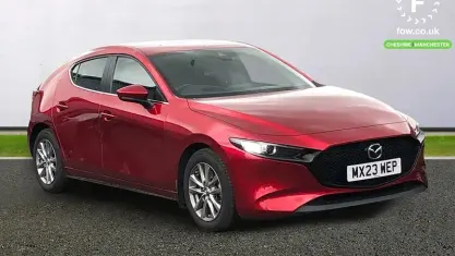 Używany Mazda 3 122 KM (89 kW) 2022 Czerwony Hatchback