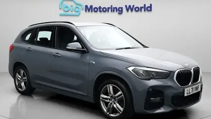 Usado BMW X1 M Sport 221 CV (162 kW) 2021 Gris SUV