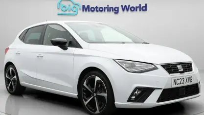 Used Seat Ibiza FR Sport 110 HP (80 kW) 2023 White Hatchback