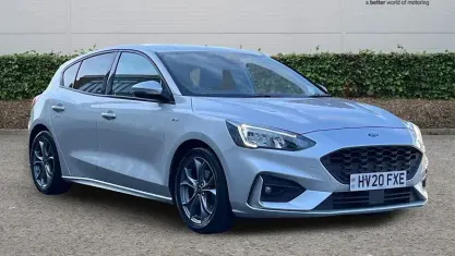 Used Ford Focus ST-Line 150 HP (110 kW) 2020 Silver Hatchback